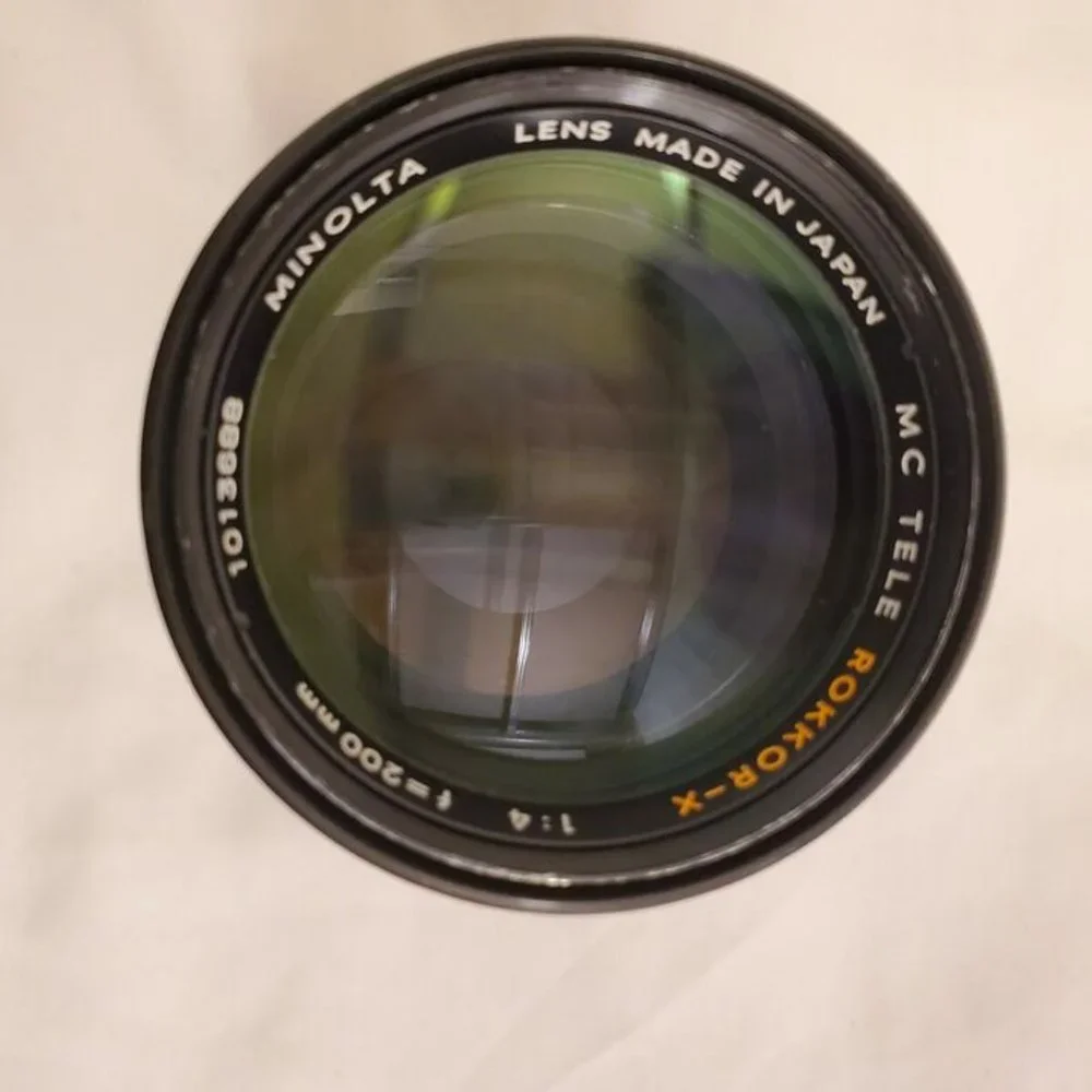MINOLTA MC TELESCOPING ROKKOR-X 1:4 F=200MM CAMERA LENS 1013688